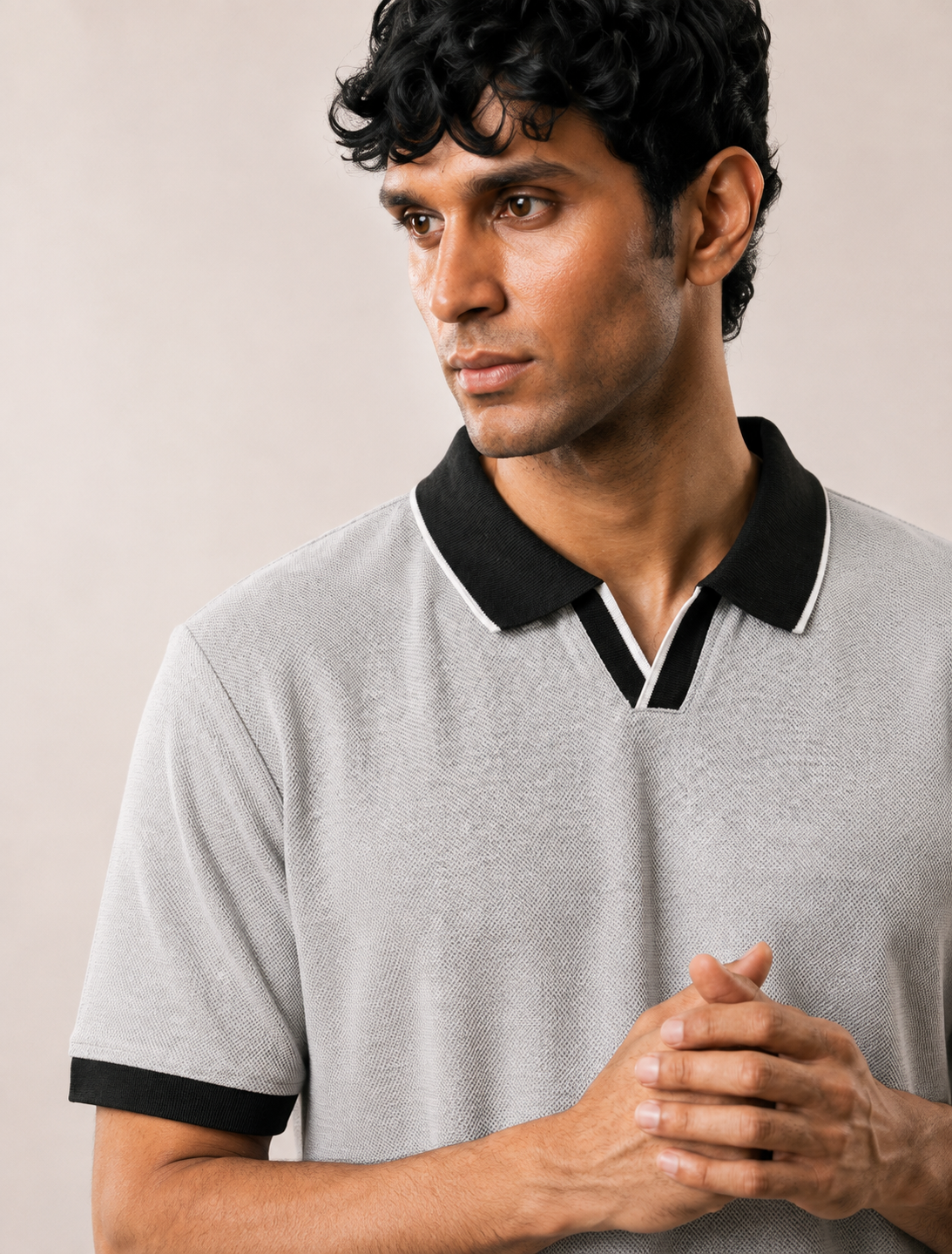 Tipped Textured Polo — Light Grey